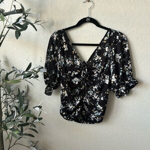 Black floral Abercrombie top